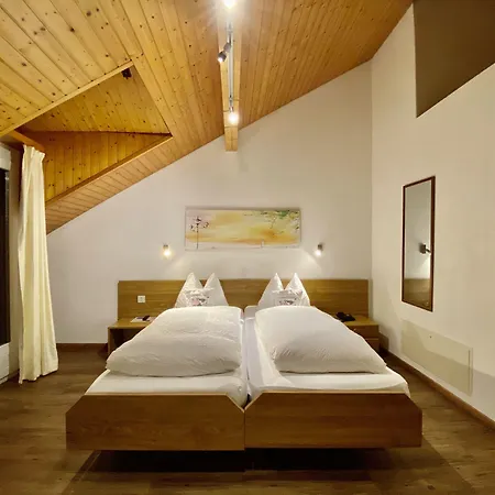 Hotel Toscana 3*