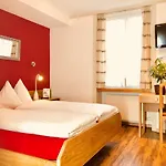 Toscana Hotel 3*